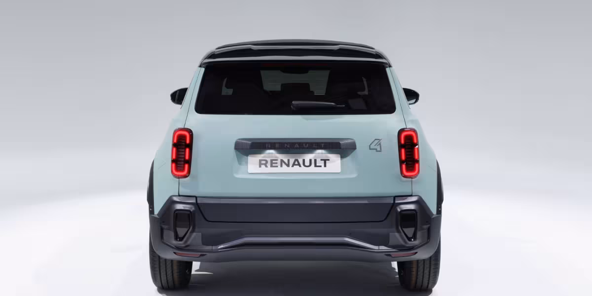 RENAULT 4 E-TECH ELECTRIC: THE COMEBACK OF A LEGEND