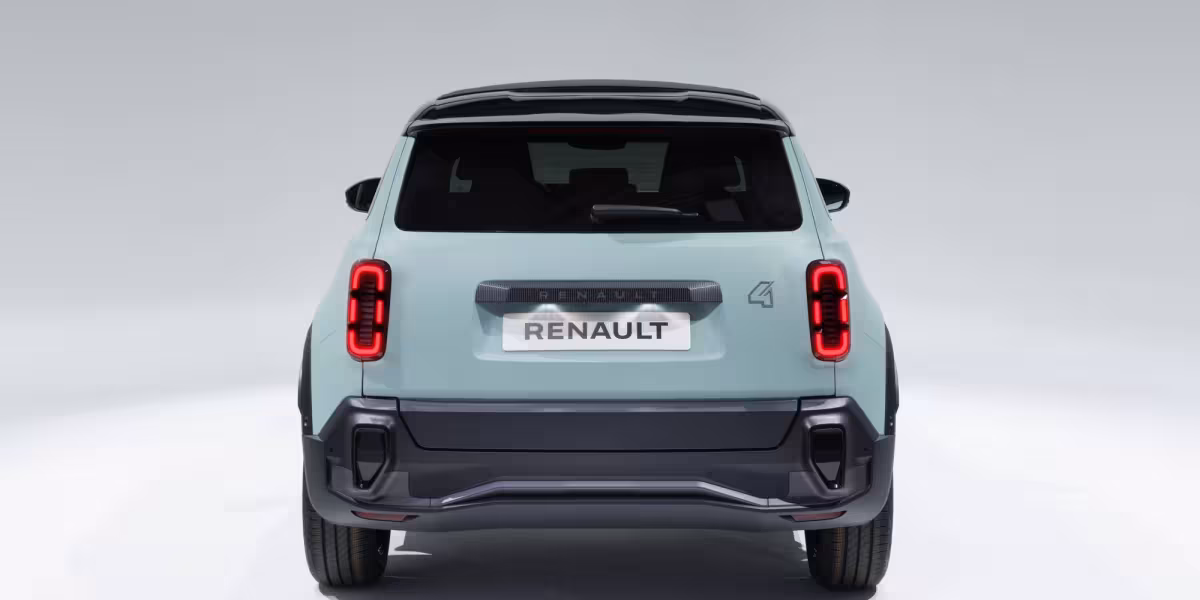 RENAULT 4 E-TECH ELECTRIC: THE COMEBACK OF A LEGEND