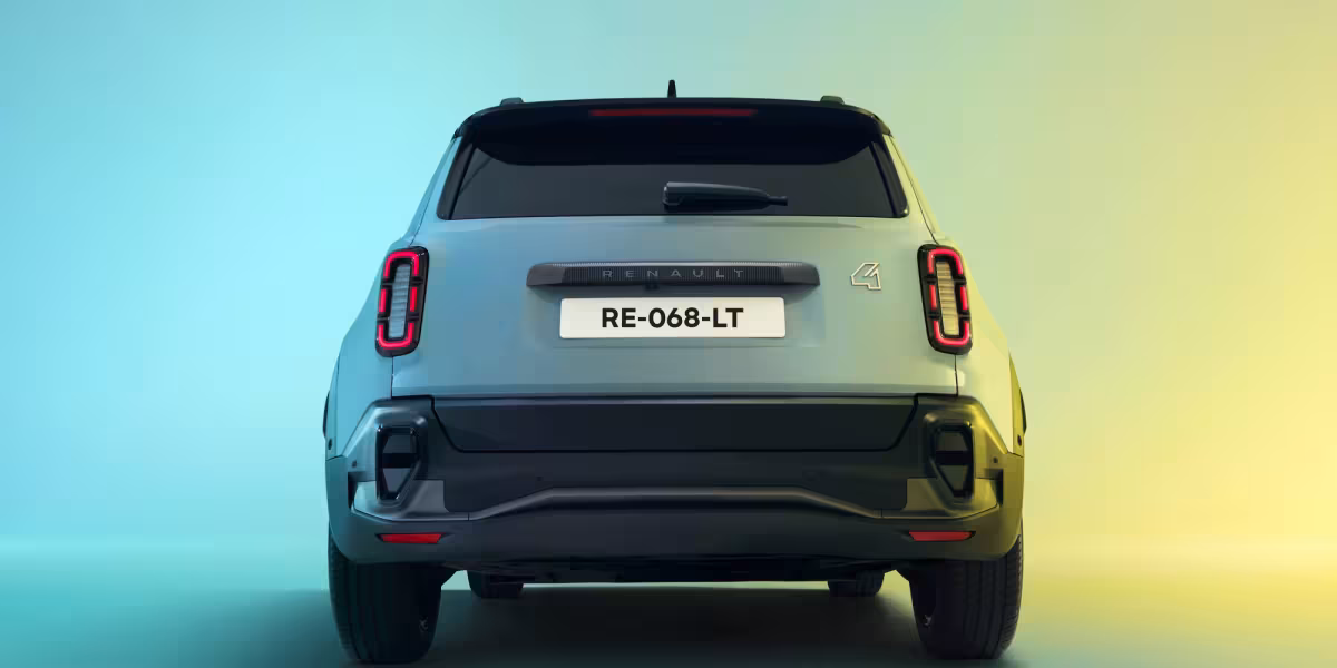 RENAULT 4 E-TECH ELECTRIC: THE COMEBACK OF A LEGEND