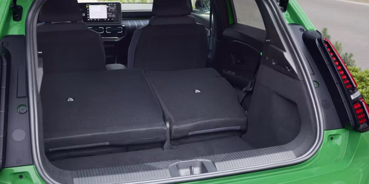 Renault 5 E-Tech Electric: Enhanced Pleasure and Confirmed Electric Ease