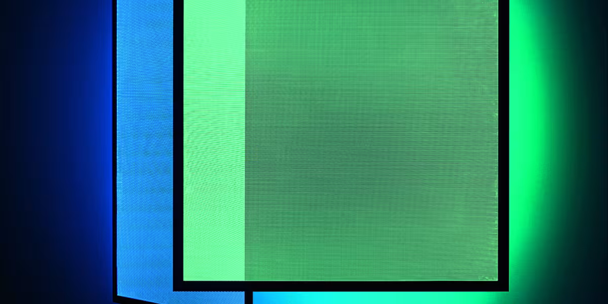 COMFORTABLE LIGHT THROUGH CONTROLABLE LED TECHNOLOGY