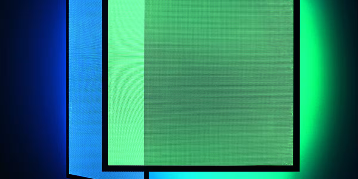 COMFORTABLE LIGHT THROUGH CONTROLABLE LED TECHNOLOGY