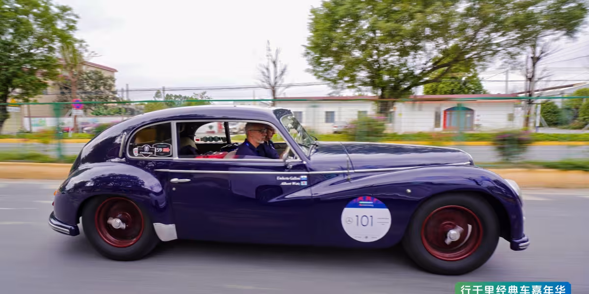 Even the Chinese version of the 1000 Miglia features Alfa Romeo