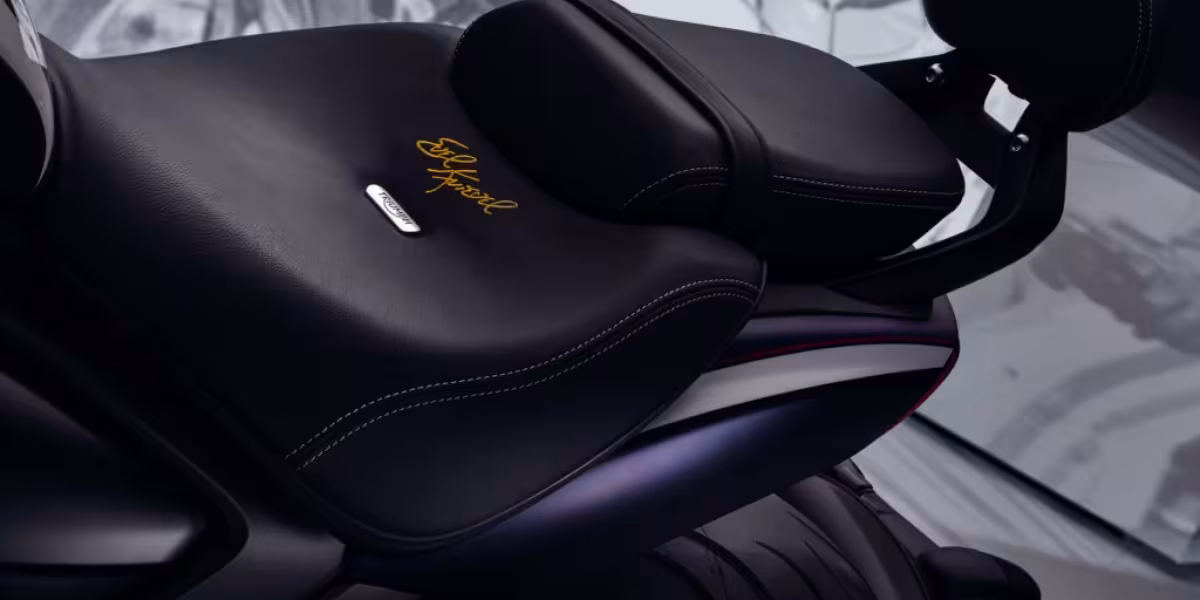 TRIUMPH UNVEILS TWO NEW ROCKET 3 EVEL KNIEVEL LIMITED EDITIONS