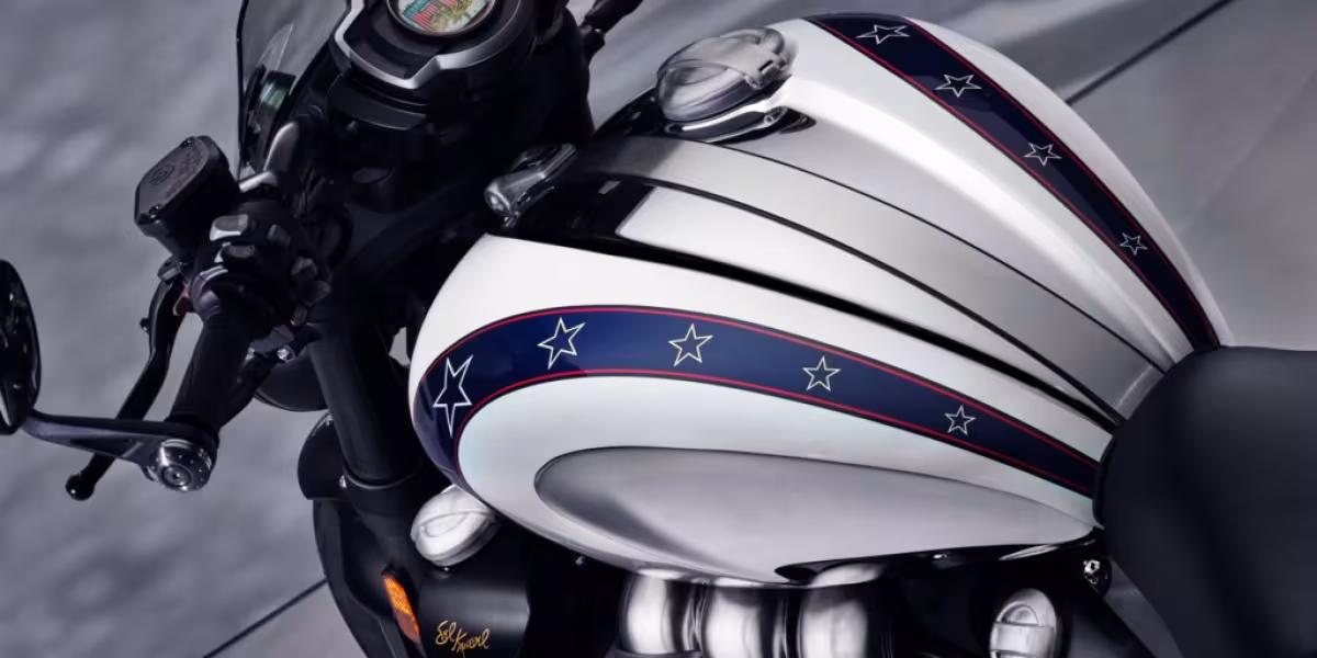 TRIUMPH UNVEILS TWO NEW ROCKET 3 EVEL KNIEVEL LIMITED EDITIONS