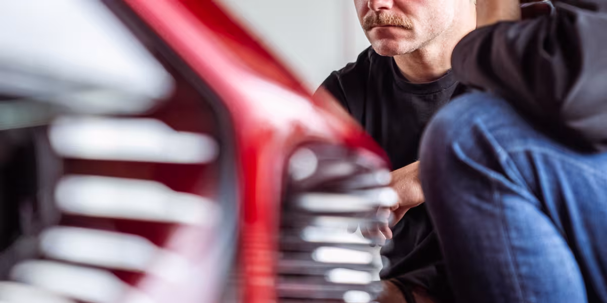 The 33 Stradale on the test bench with F1 Driver Valtteri Bottas