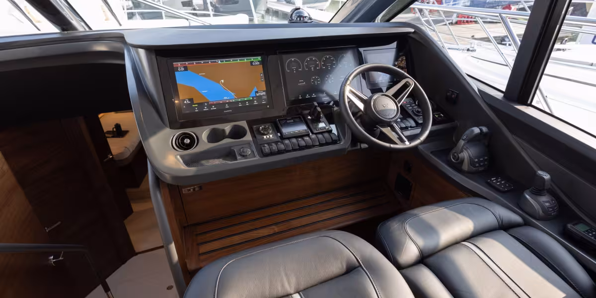 PRINCESS V55