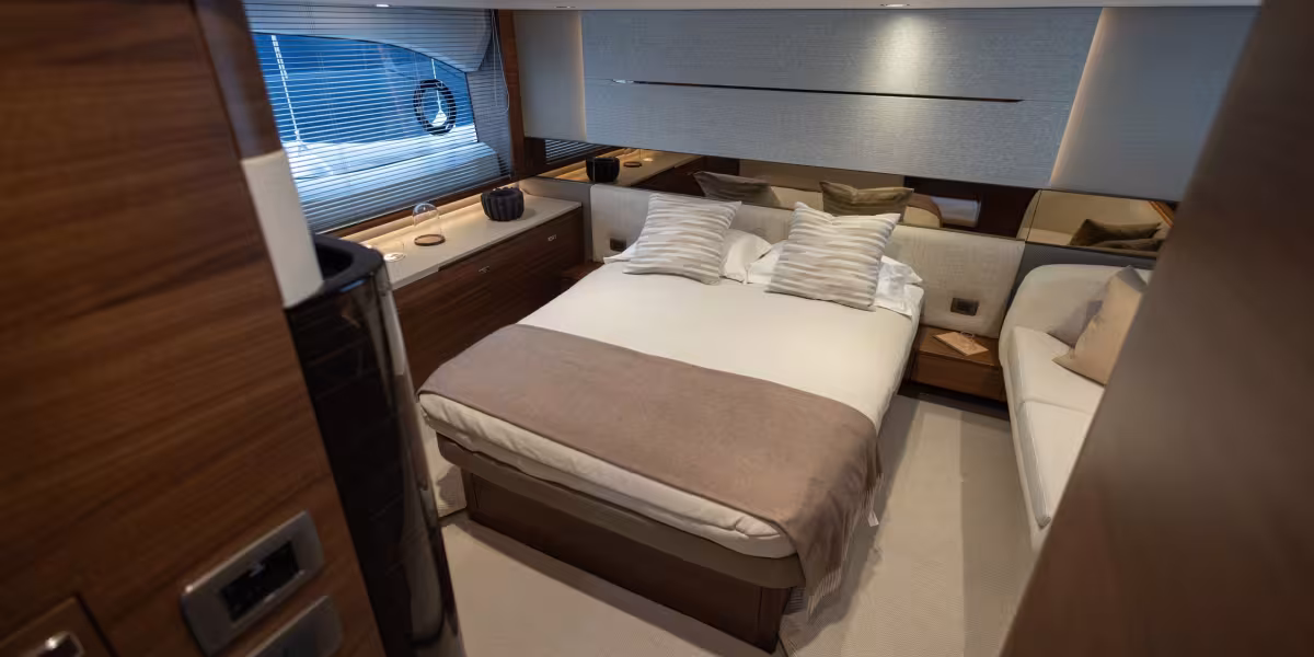 PRINCESS V55