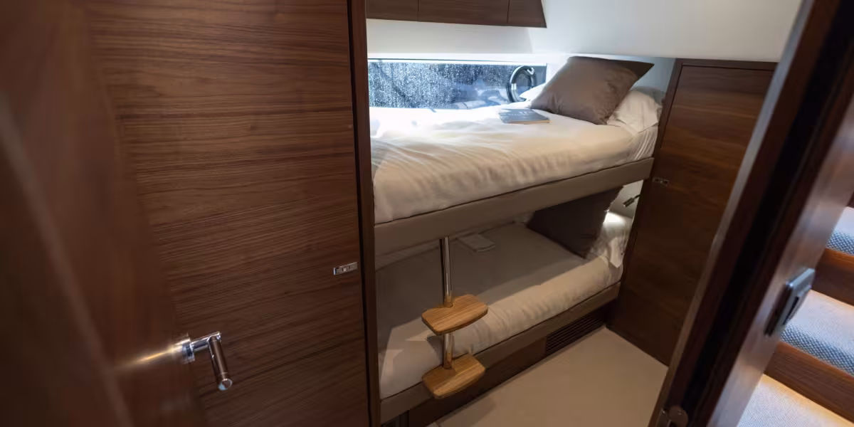 PRINCESS V55