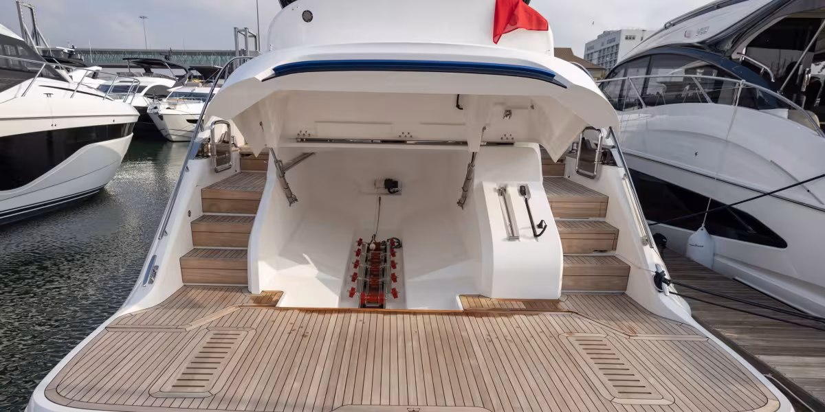 PRINCESS V55