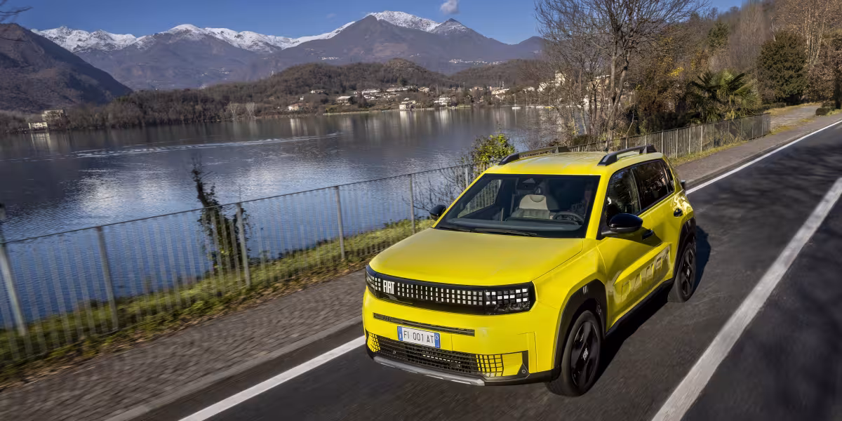 Fiat Grande Panda Makes Global Debut with Electric and Hybrid Powertrains, Taking on the B-Segment