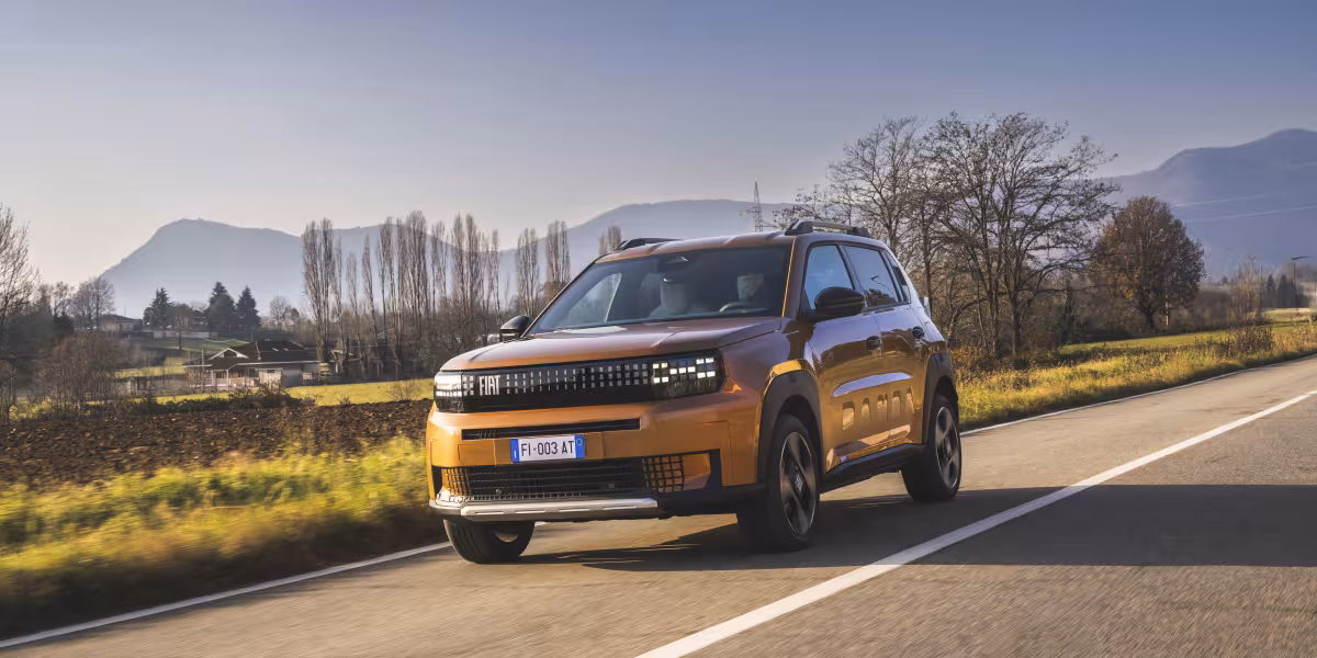  Fiat Grande Panda Makes Global Debut with Electric and Hybrid Powertrains, Taking on the B-Segment
