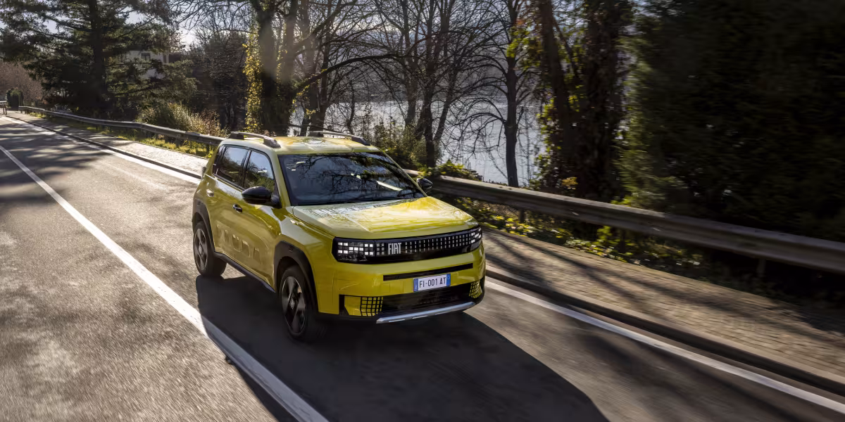  Fiat Grande Panda Makes Global Debut with Electric and Hybrid Powertrains, Taking on the B-Segment