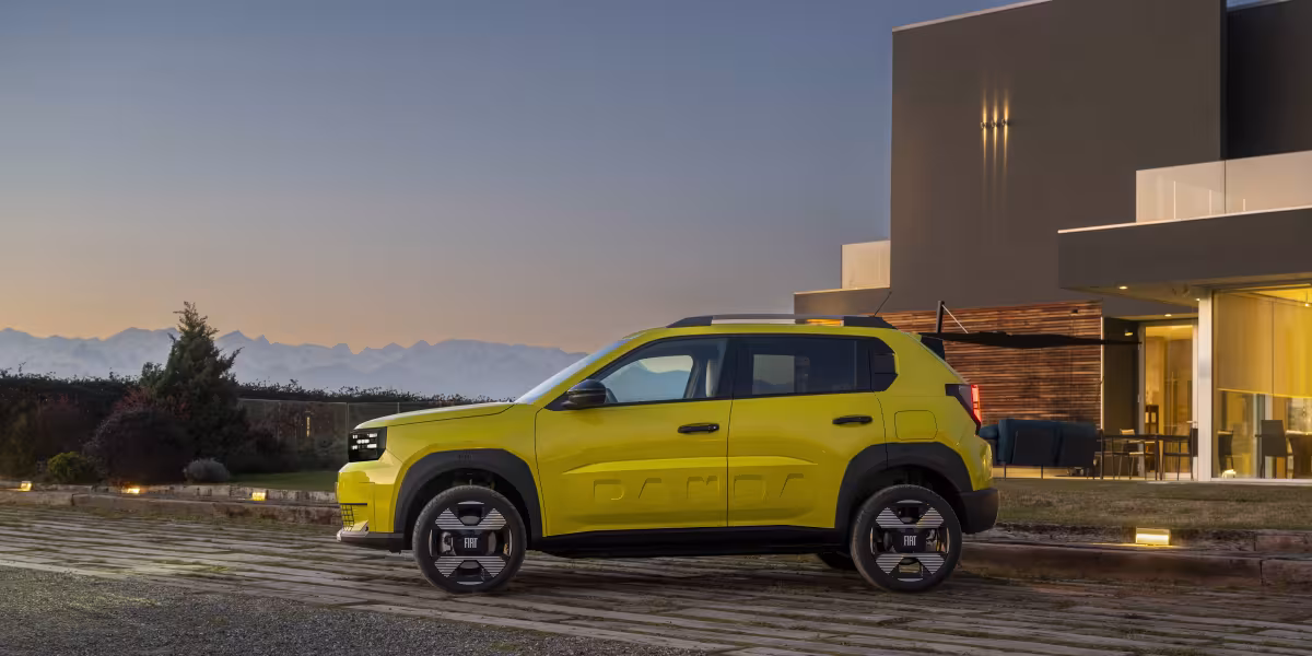  Fiat Grande Panda Makes Global Debut with Electric and Hybrid Powertrains, Taking on the B-Segment