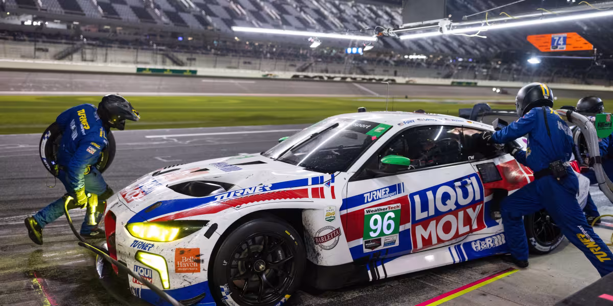 24-Hour Daytona Deprives BMW M Hybrid V8 and BMW M4 GT3 EVO of Victory