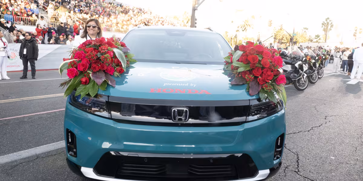 Honda Electrifies the 2025 Rose Parade