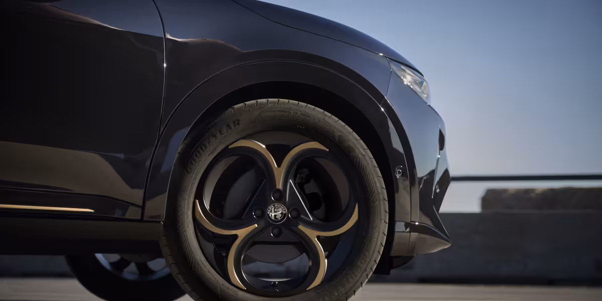 Alfa Romeo Unveils INTENSA Special Series, Launching with Italian Roadshow