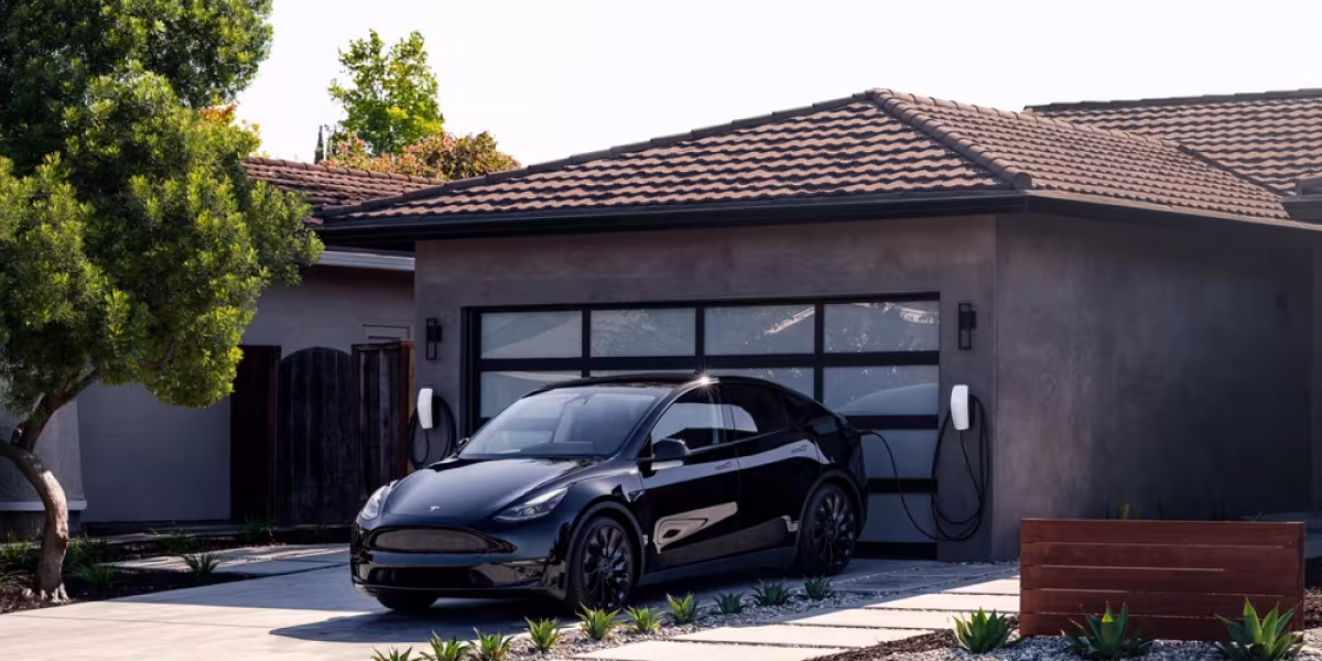 Tesla Universal Wall Connector