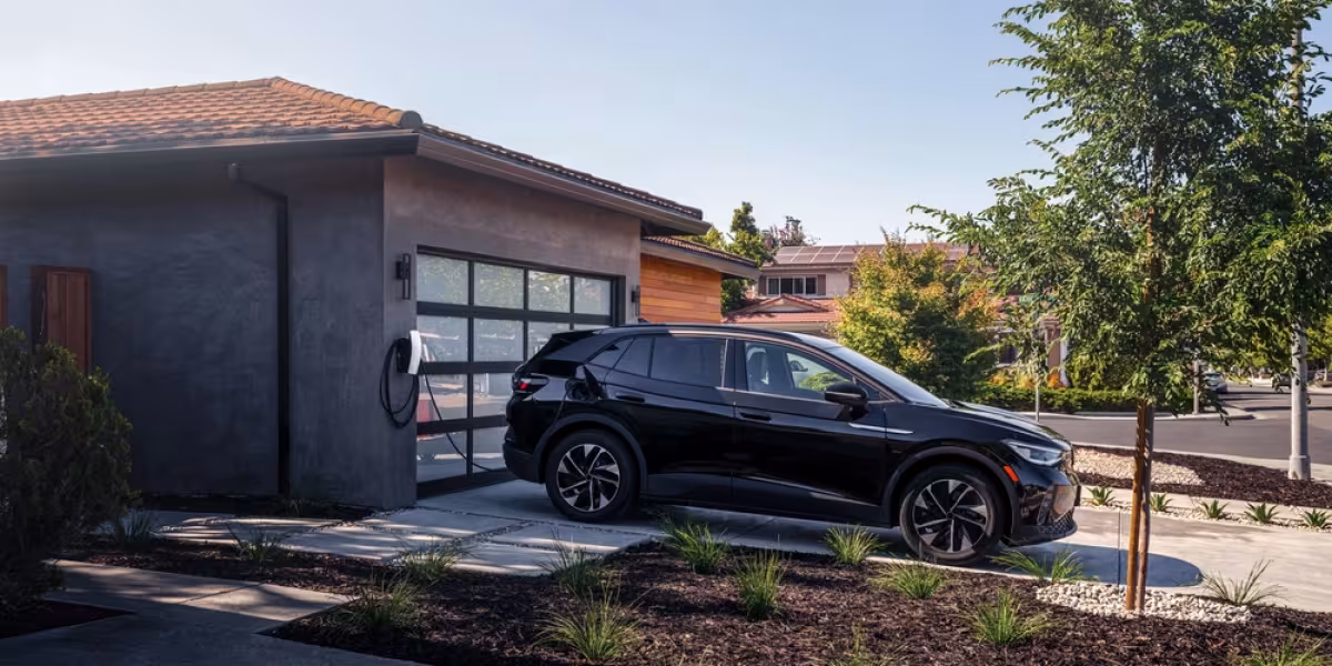 Tesla Universal Wall Connector