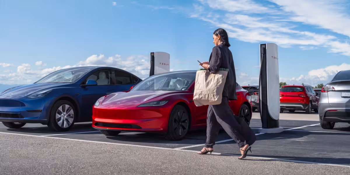 Tesla V4 Supercharger
