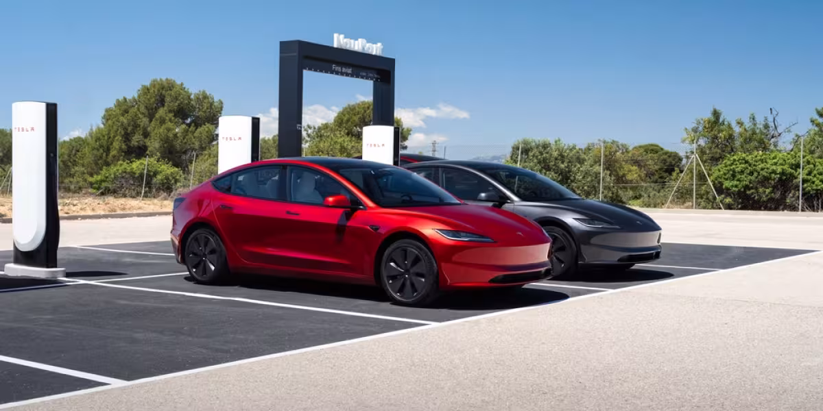 Tesla V4 Supercharger