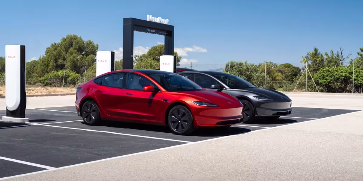 Tesla V4 Supercharger