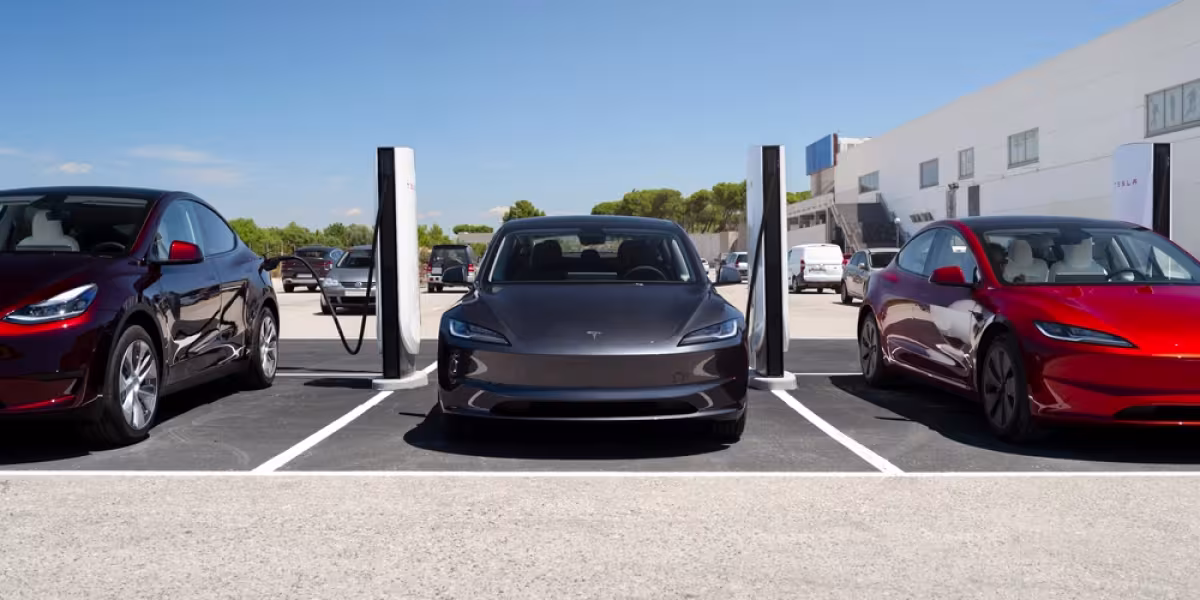 Tesla V4 Supercharger