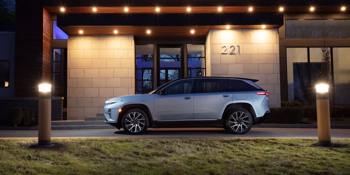 2025 Jeep® Wagoneer S