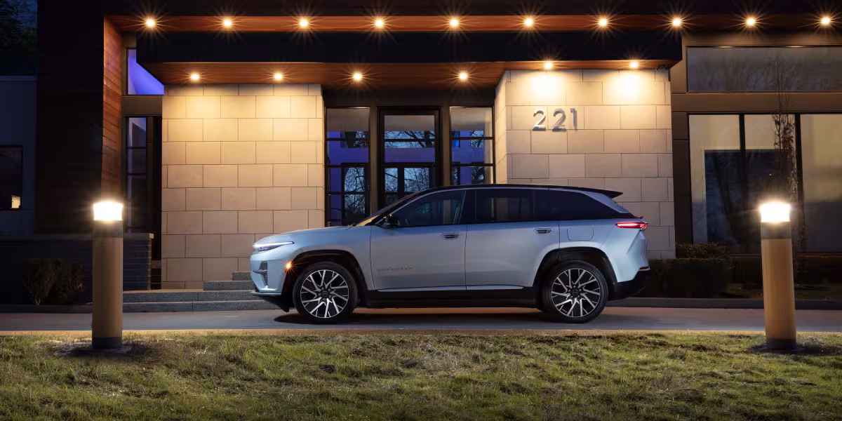 2025 Jeep® Wagoneer S
