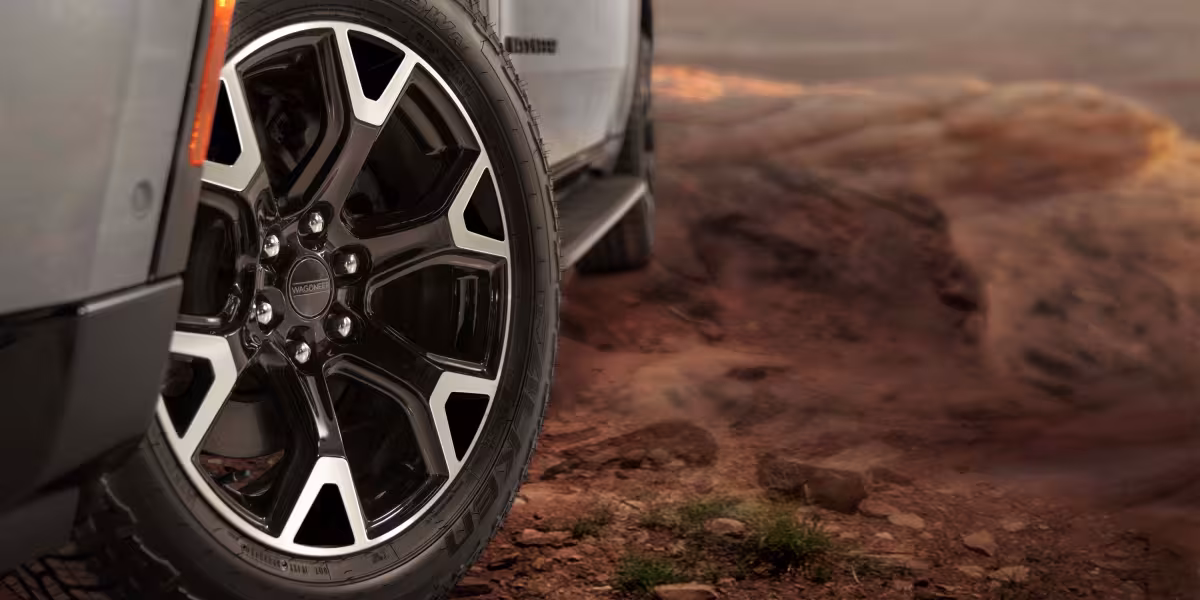 Jeep® Brand Debuts 2025 Wagoneer Overland Special Edition