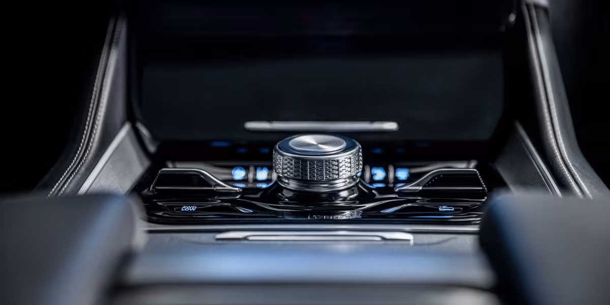 Jeep® Brand Debuts 2025 Wagoneer Overland Special Edition
