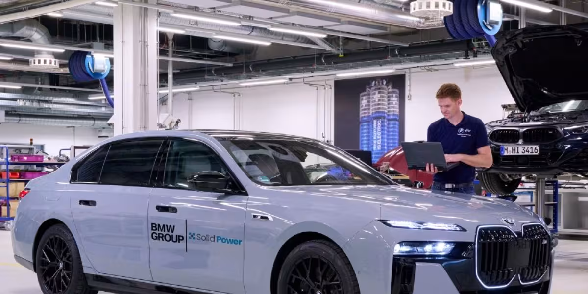 BMW i7