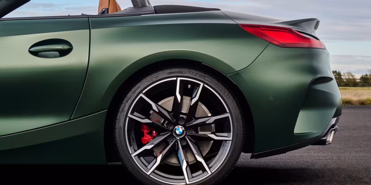 BMW Z4 M40i Gets a Manual Makeover
