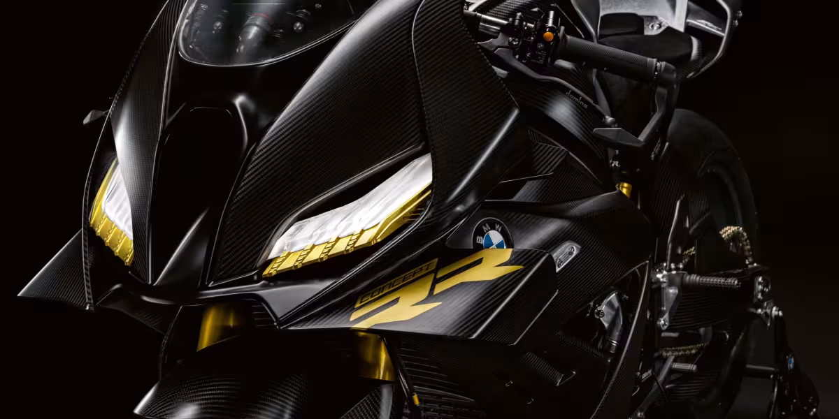 BMW Motorrad Concept RR Keyshots