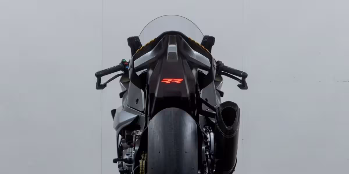 BMW Motorrad Unveils Concept RR