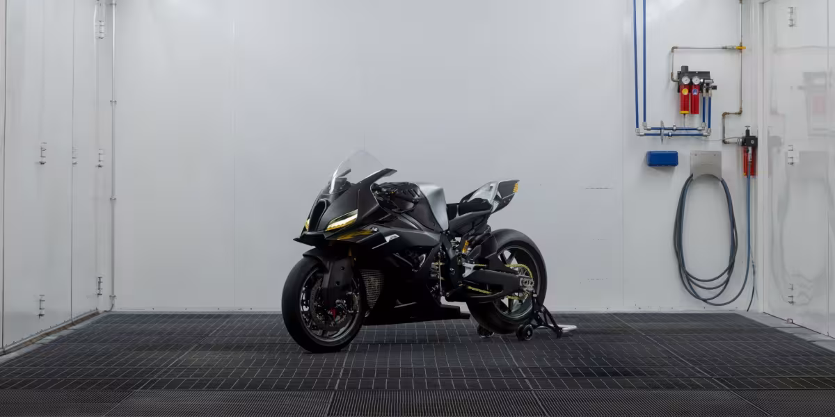 BMW Motorrad Unveils Concept RR