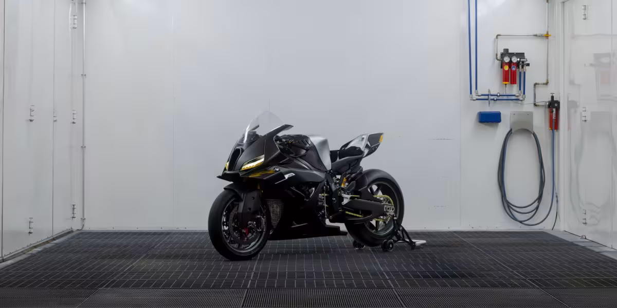 BMW Motorrad Unveils Concept RR