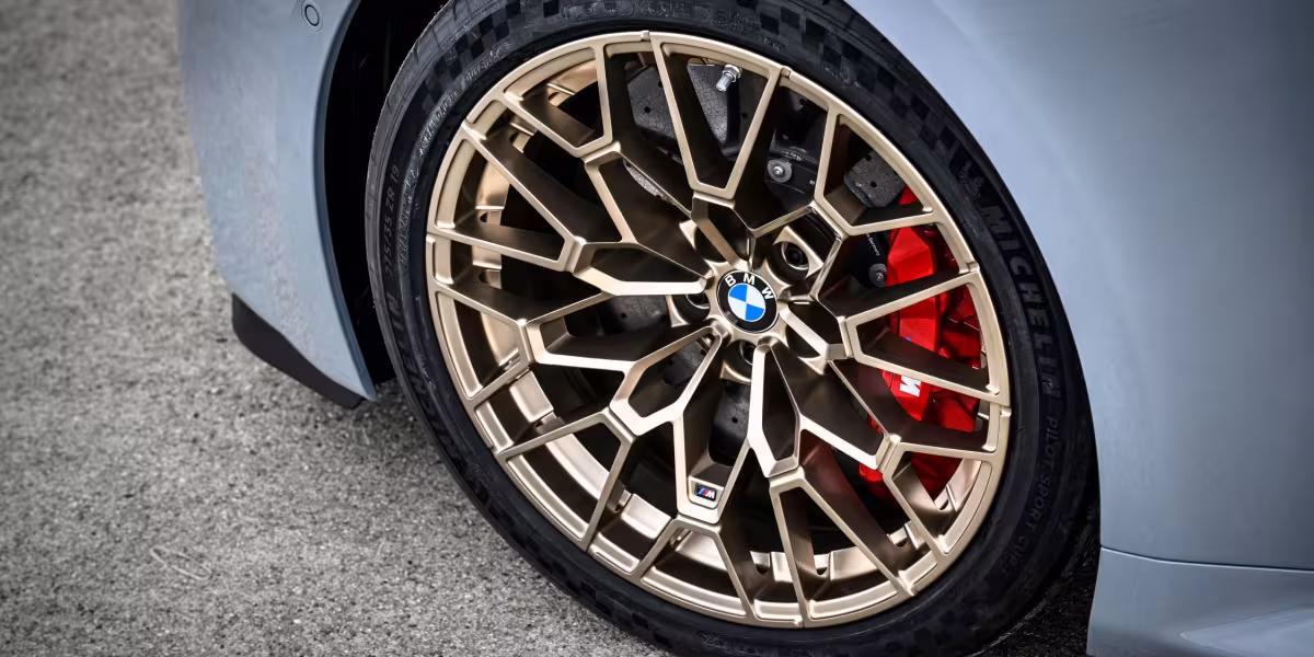 The new BMW M2 CS - Details