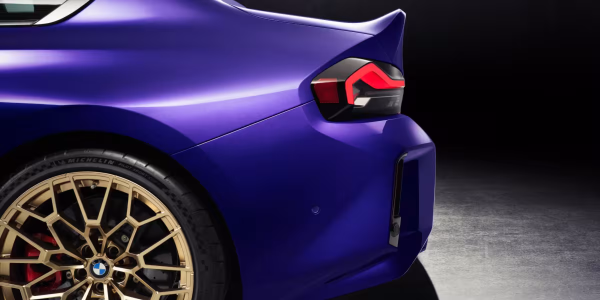 The new BMW M2 CS - Studio