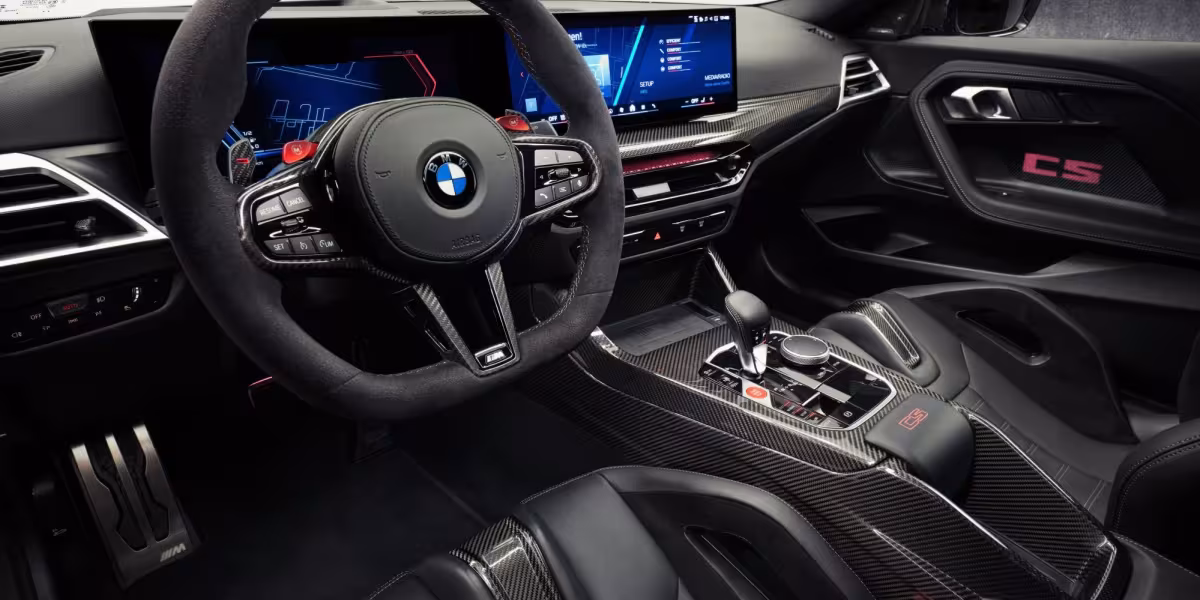 The new BMW M2 CS - Studio