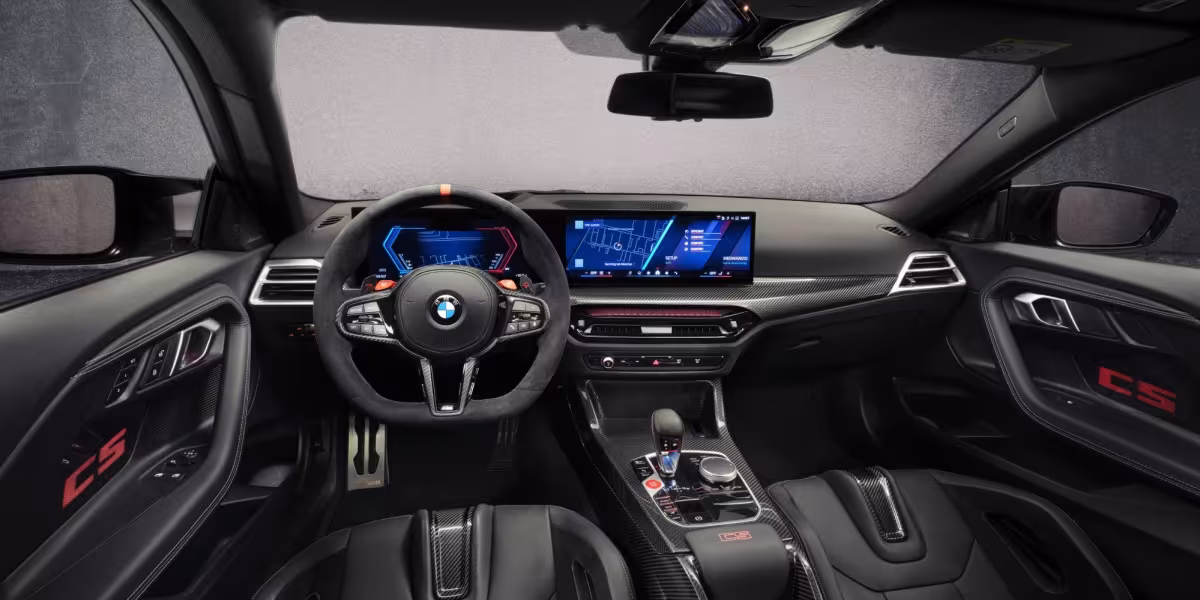 The new BMW M2 CS - Studio