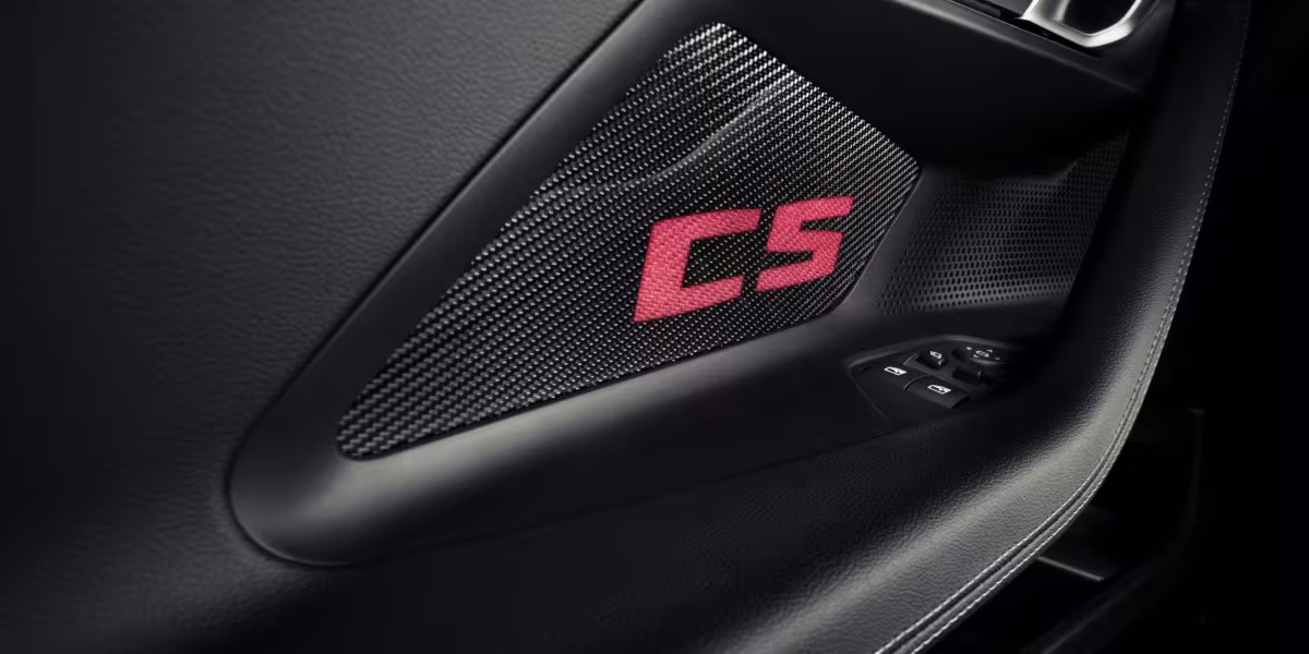 The new BMW M2 CS - Studio