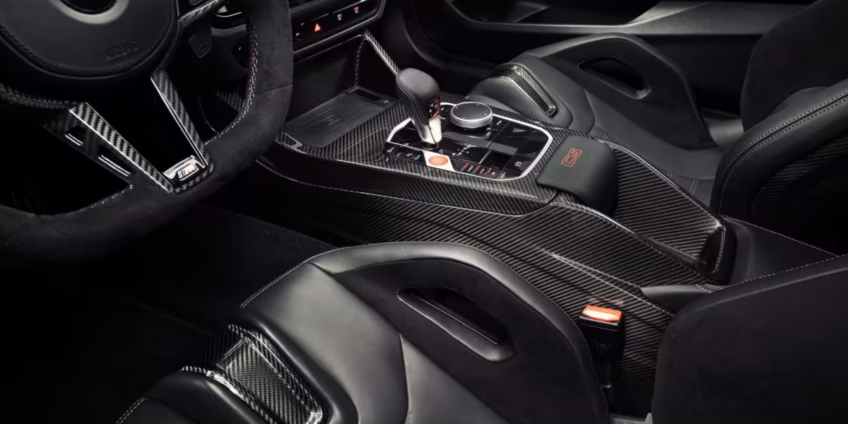 The new BMW M2 CS - Studio