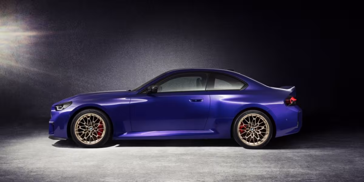 The new BMW M2 CS - Studio