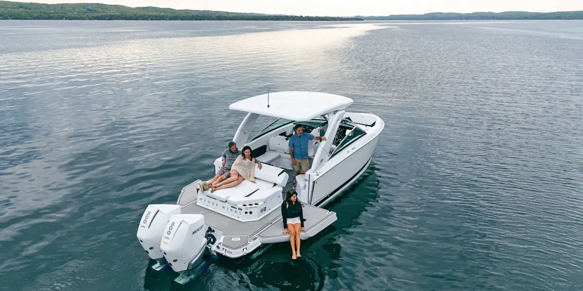 Four Winns H9 Outboard