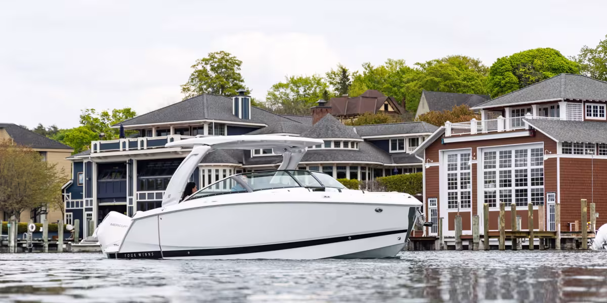 Four Winns H9 Outboard