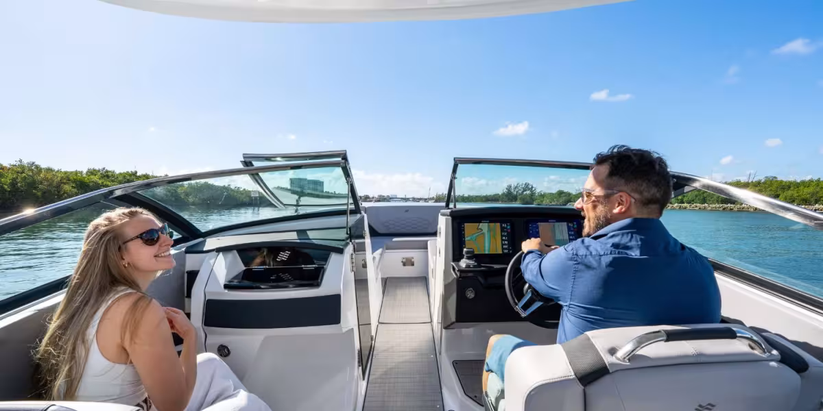 Four Winns H9 Outboard