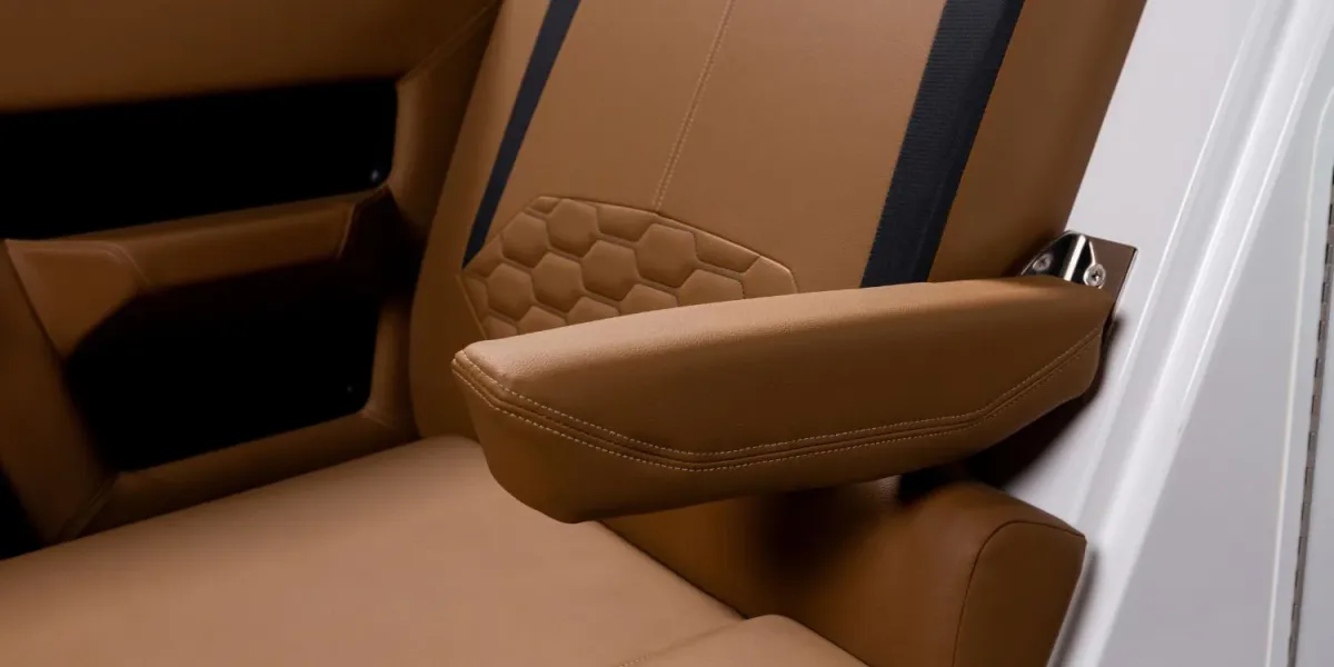 Four Winns H9 Outboard