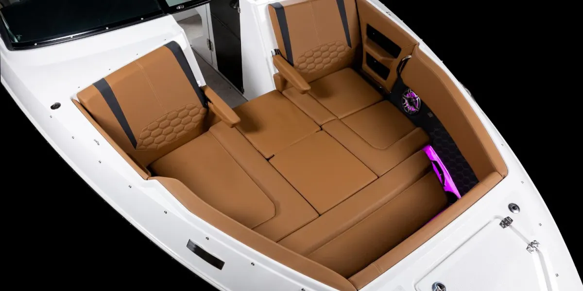 Four Winns H9 Outboard