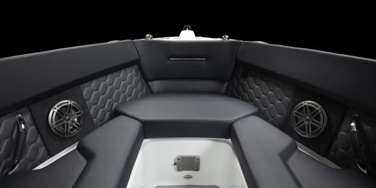 Four Winns H2 Outboard